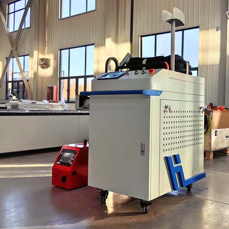Industrial Laser Applications - Przenośna spawarka laserowa światłowodowa o mocy